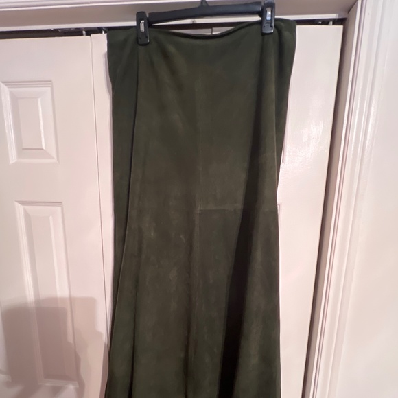 Vintage Suede Maxi skirt - Picture 1 of 10